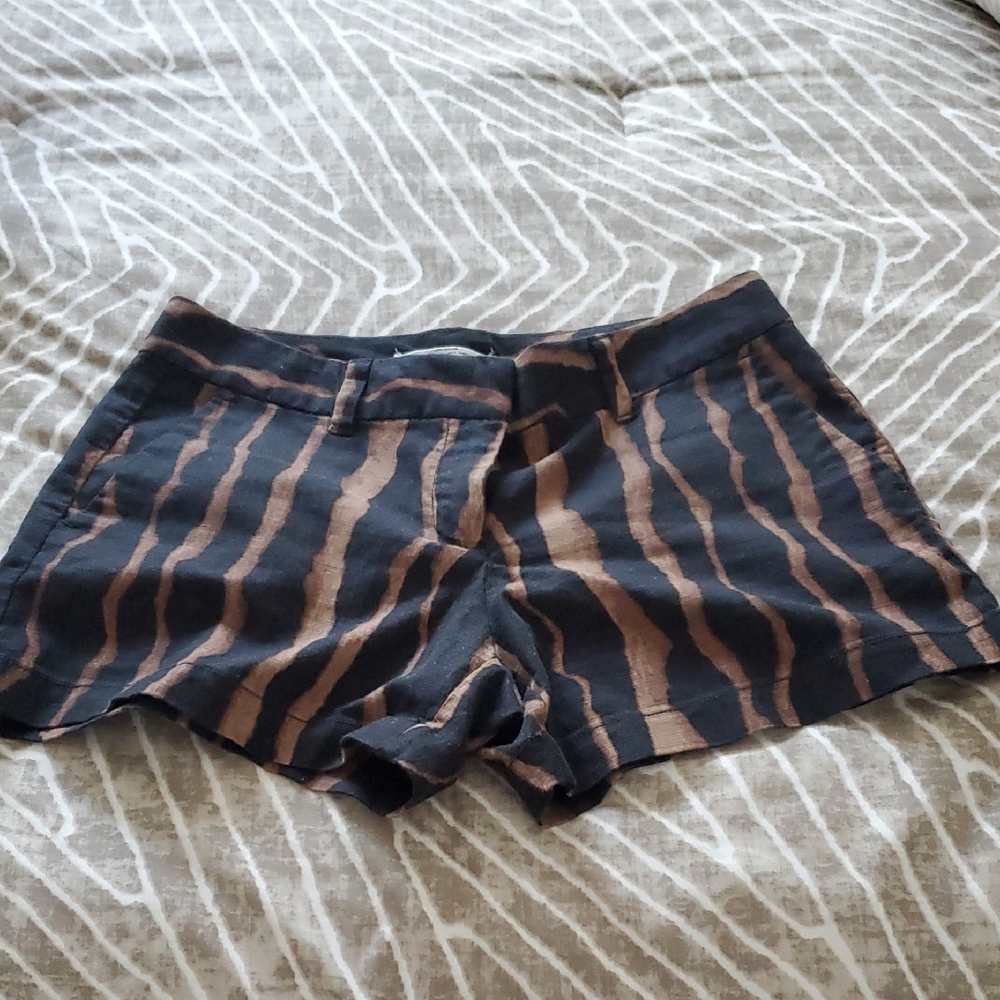 LOFT High Waist Black and Tan Women Shorts